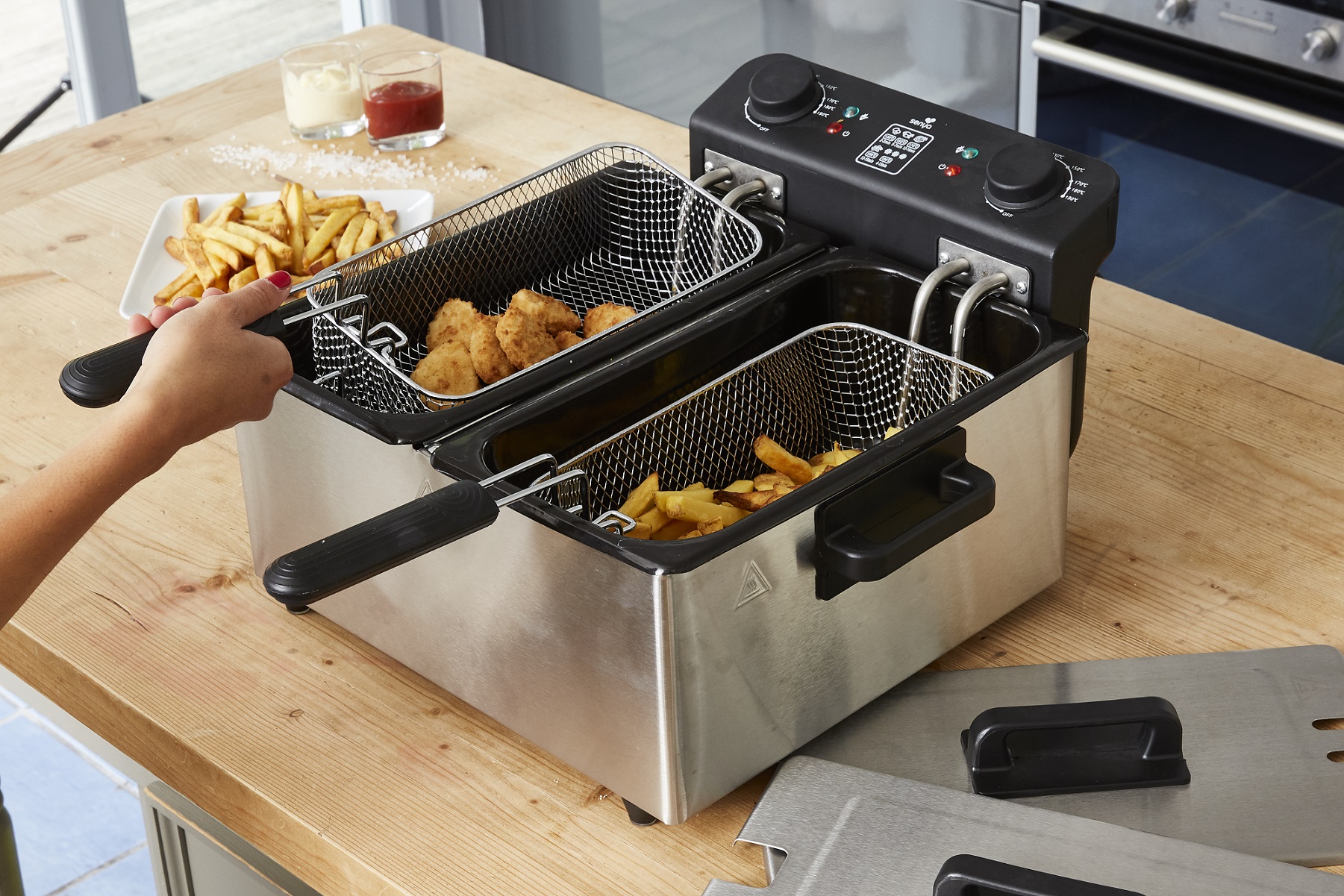 Friteuse électrique inox cuve amovible inox 6L Family Fryer 3000W