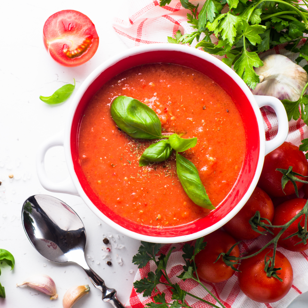 Soupe_tomate_fond_blanc