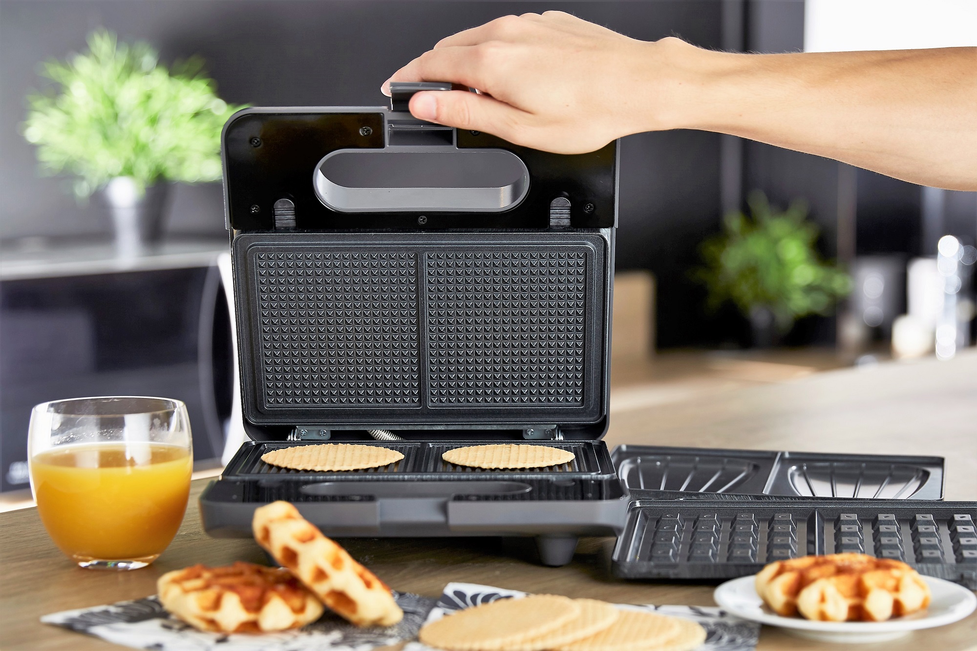 Gaufrier multifonction 4en1 - Waffle Party Black